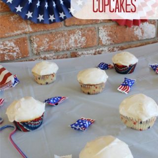 4th of July Moscato Cupcakes #MeEncanta