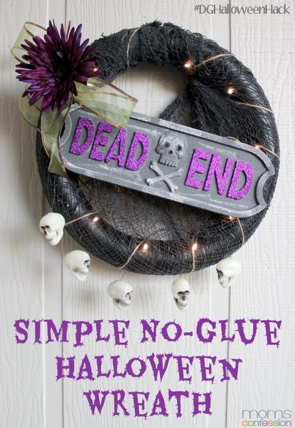 Only 30 minutes to create this awesome no-glue halloween wreath! #DGHalloweenHack