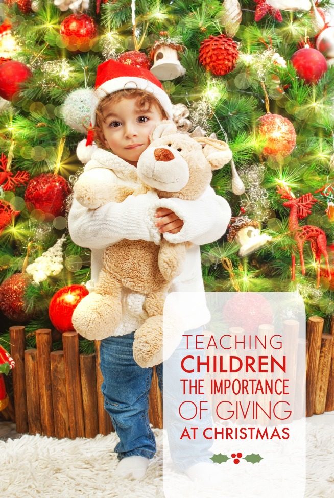 Tips for Teaching Children the Importance of Giving at Christmas