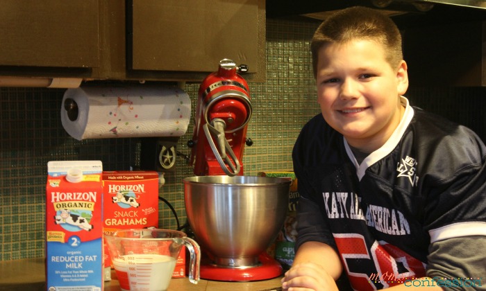 Mealtime Solution for Busy Moms - Let everyone pitch in and enjoy cooking with kids!