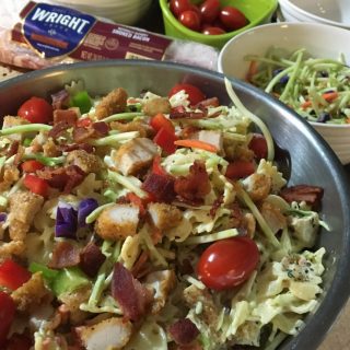 You need this one dish dinner meal solution idea for back to school. This chicken bacon pasta salad is the perfect 20 minute meal idea to start the school year off with an easy family meal.