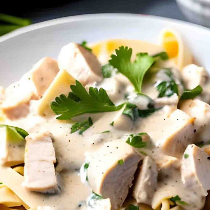 How to Make Chicken Alfredo