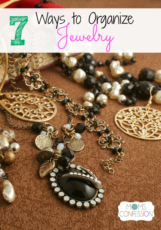 7 Great Tips to Organize Your Jewelry and keep it that way! | MomsConfession.com